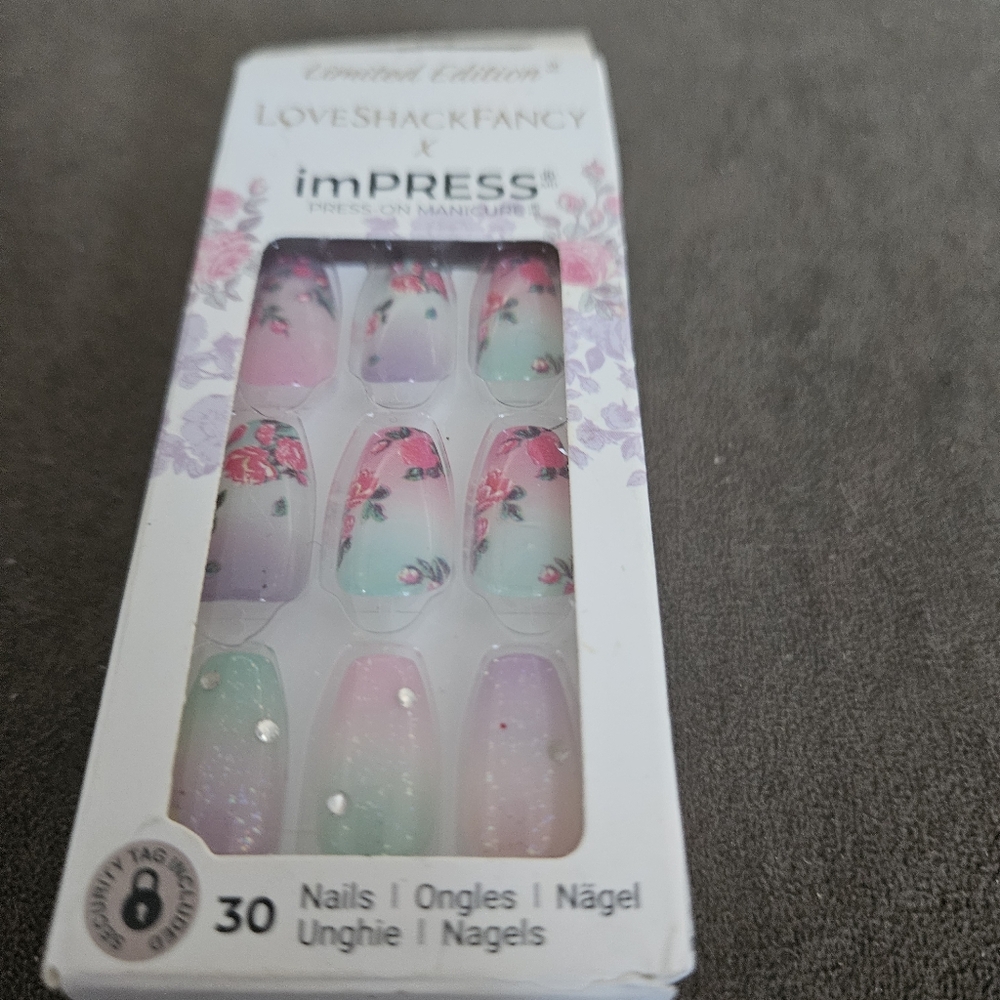 LoveShackFancy x imPRESS Floral Gradient Nails